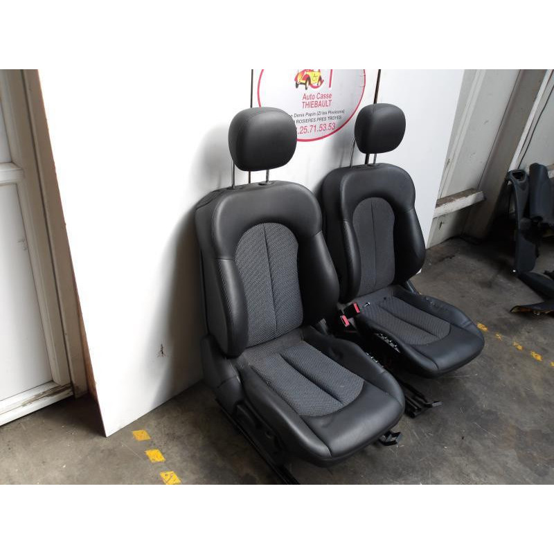 Interieur complet MERCEDES CLASSE CLK 209 COUPE d’occasion