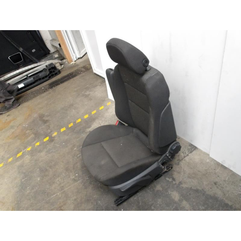 Siege avant gauche OPEL ZAFIRA B PHASE 2 d’occasion