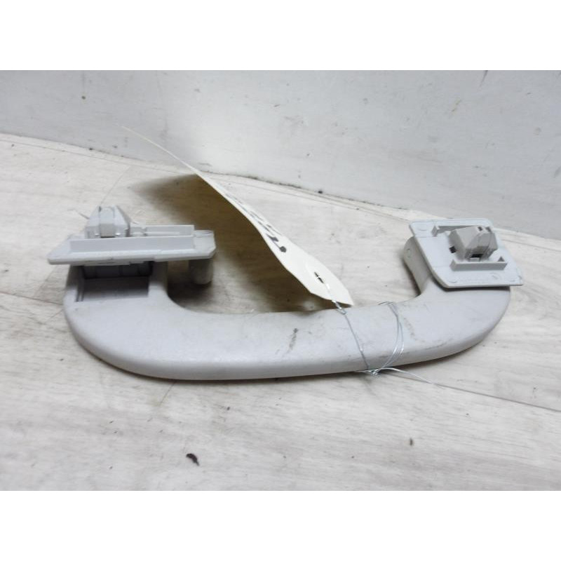 Poignee de maintien arriere gauche MERCEDES CLASSE A 169 PHASE 1 d’occasion