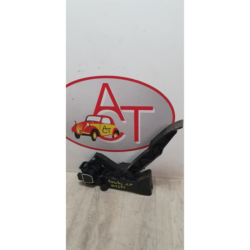 Pedalier d'accelerateur MERCEDES CLASSE A 169 PHASE 1 d’occasion