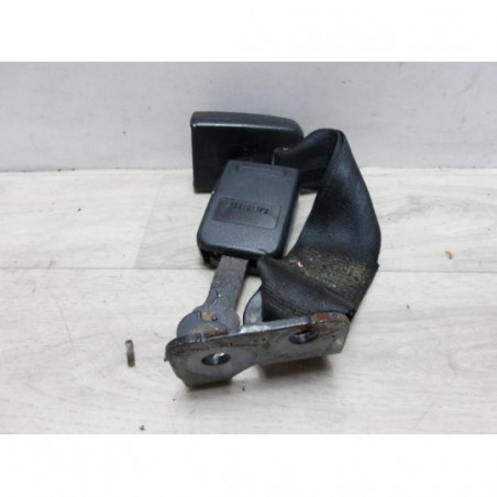 Attache ceinture arriere droit PEUGEOT 607 PHASE 1 d’occasion