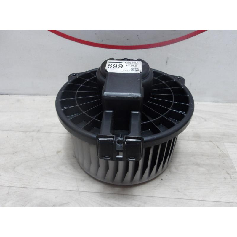 Ventilateur chauffage TOYOTA  d’occasion