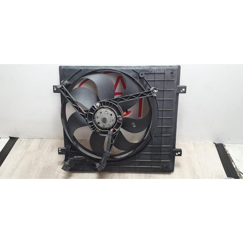 Moto ventilateur radiateur VOLKSWAGEN FOX d’occasion