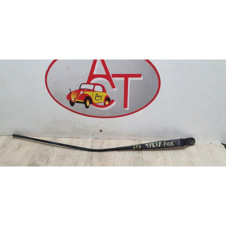 Bras essuie glace avant droit VOLKSWAGEN FOX d’occasion