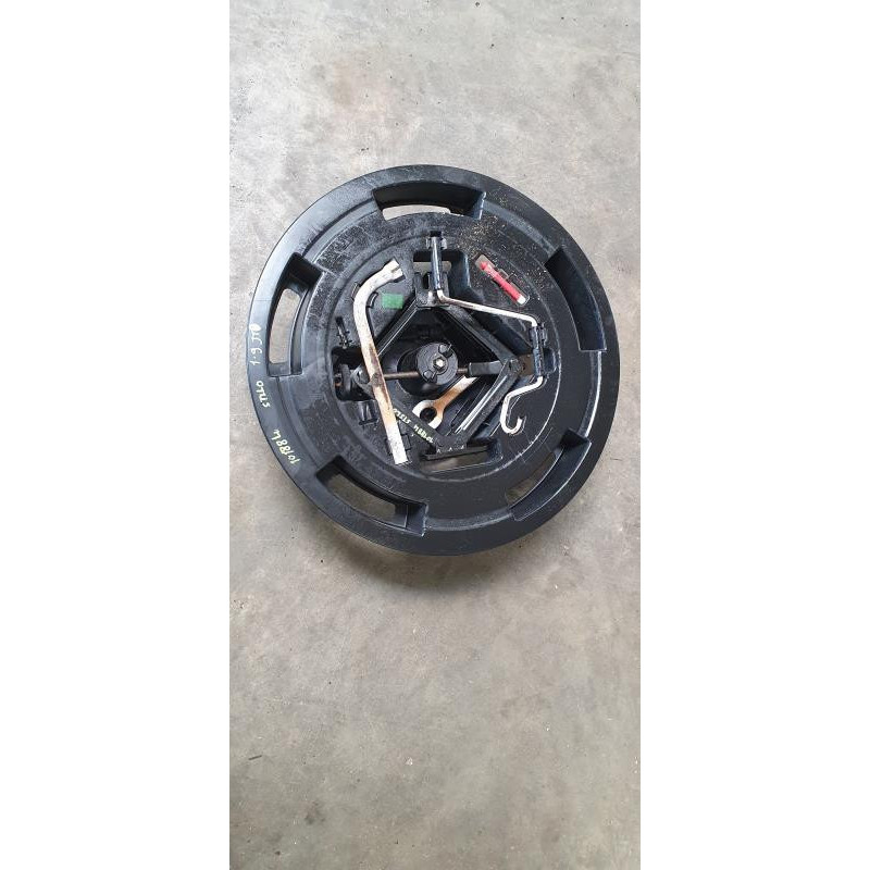 Cric (Ensemble depannage) FIAT STILO d’occasion