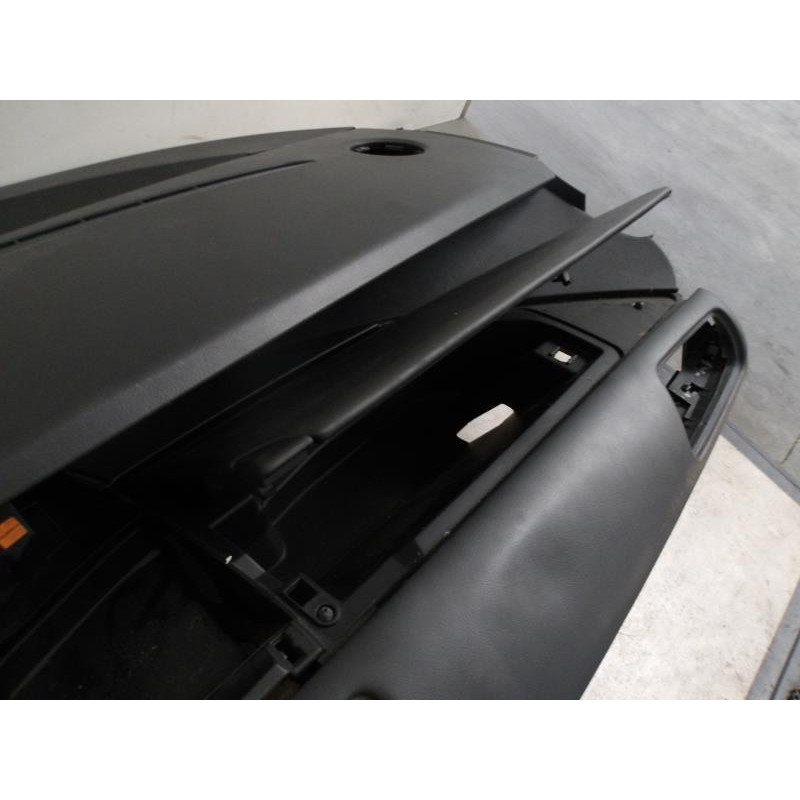 Tableau de bord PEUGEOT 807 d’occasion