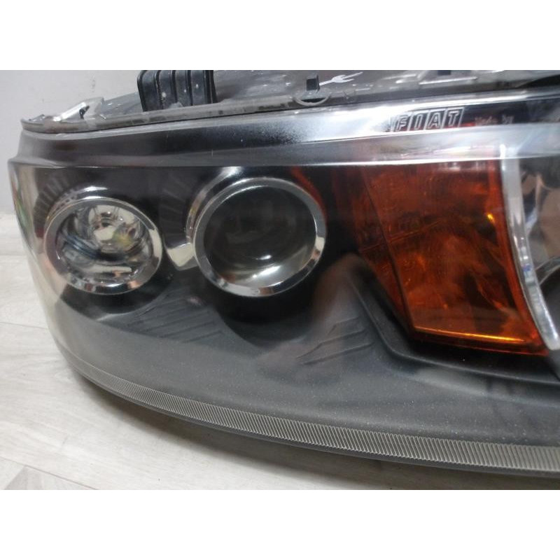 Optique avant principal droit (feux)(phare) FIAT PUNTO 2 PHASE 1 d’occasion