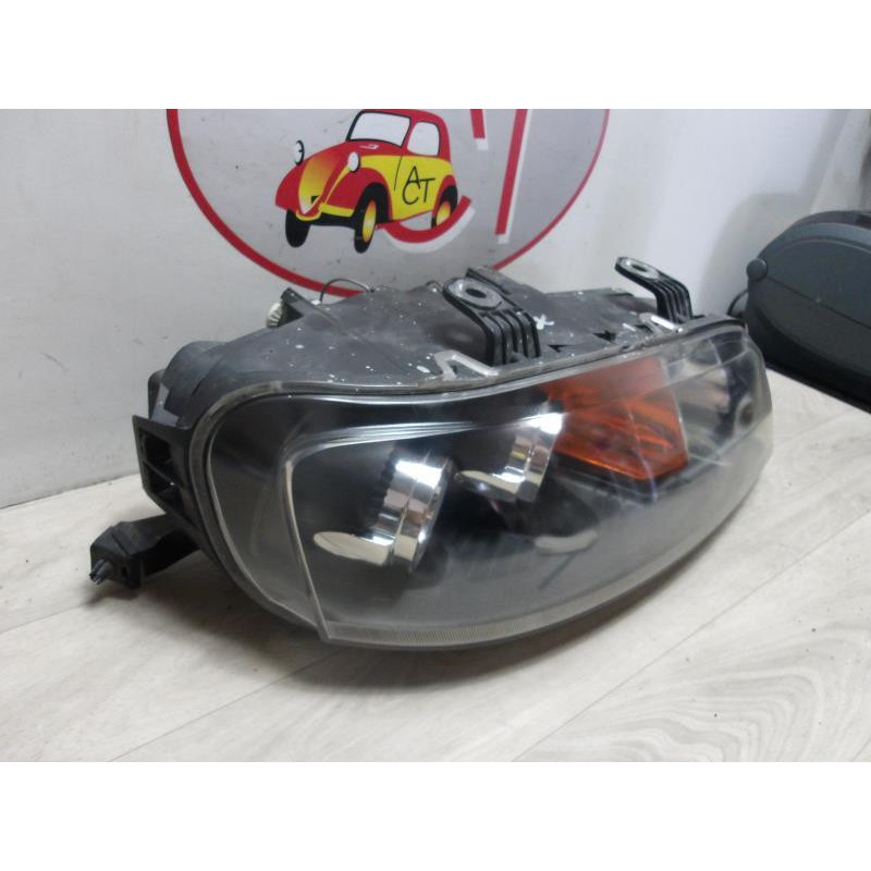 Optique avant principal droit (feux)(phare) FIAT PUNTO 2 PHASE 1 d’occasion