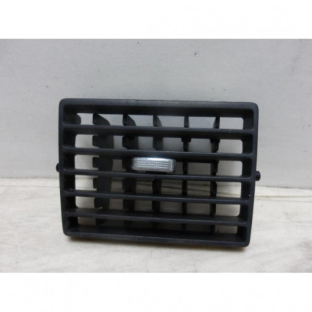 Aerateur tableau de bord avant gauche PEUGEOT 307 PHASE 1 BREAK d’occasion