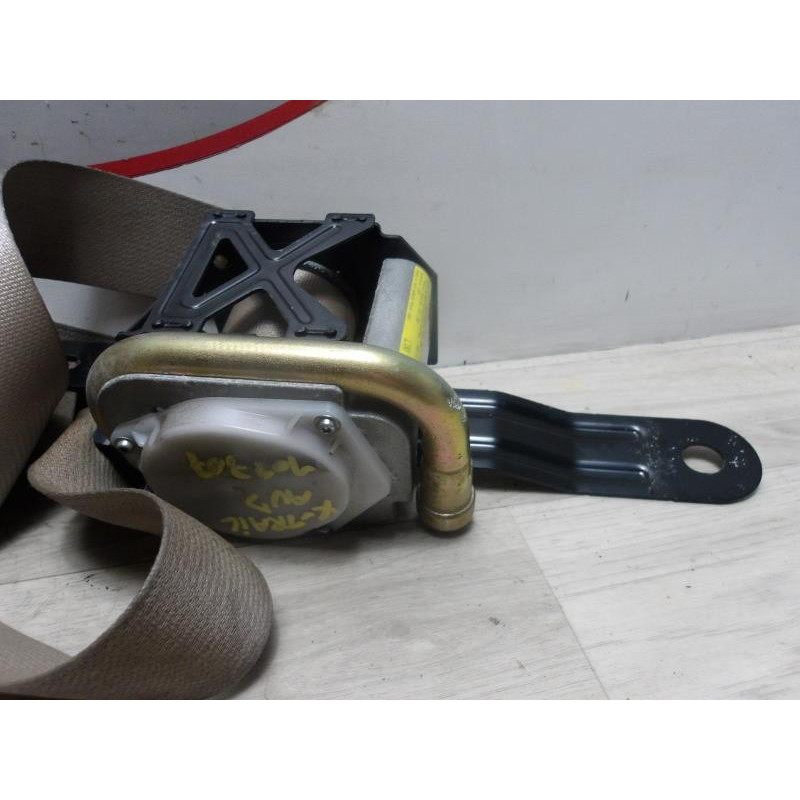 Ceinture avant droit NISSAN X-TRAIL 1 PHASE 1 d’occasion