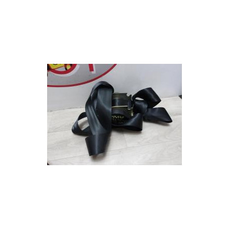 Ceinture arriere centre troisieme ligne PEUGEOT 307 PHASE 1 BREAK d’occasion