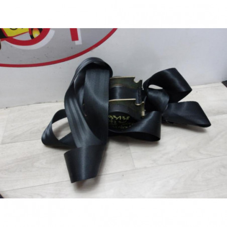 Ceinture arriere centre troisieme ligne PEUGEOT 307 PHASE 1 BREAK d’occasion