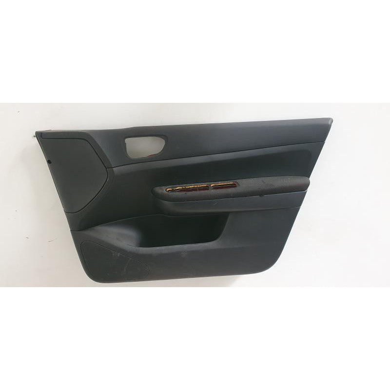 Panneau de porte avant droit PEUGEOT 307 PHASE 1 BREAK d’occasion