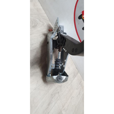 Pedalier de frein OPEL ZAFIRA B PHASE 2 d’occasion