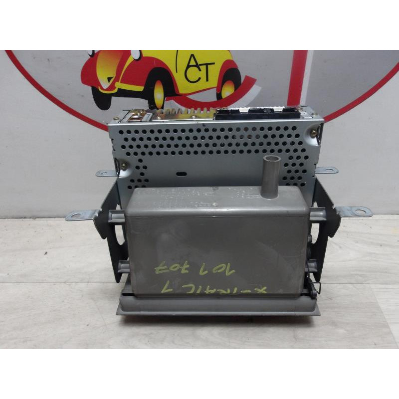 Autoradio d'origine NISSAN X-TRAIL 1 PHASE 1 d’occasion