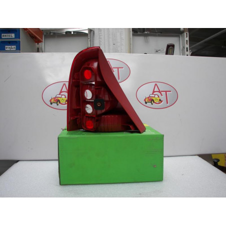 Feu arriere principal droit (feux) RENAULT CLIO II PHASE 2 d’occasion