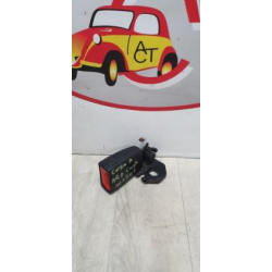 Attache ceinture arriere gauche OPEL CORSA D PHASE 1 d’occasion
