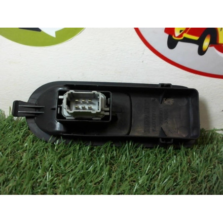 Interrupteur de leve vitre avant droit RENAULT SCENIC II PHASE 2 d’occasion