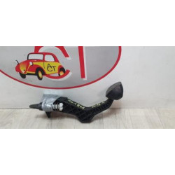 Pedalier d'embrayage VOLKSWAGEN GOLF 4 d’occasion