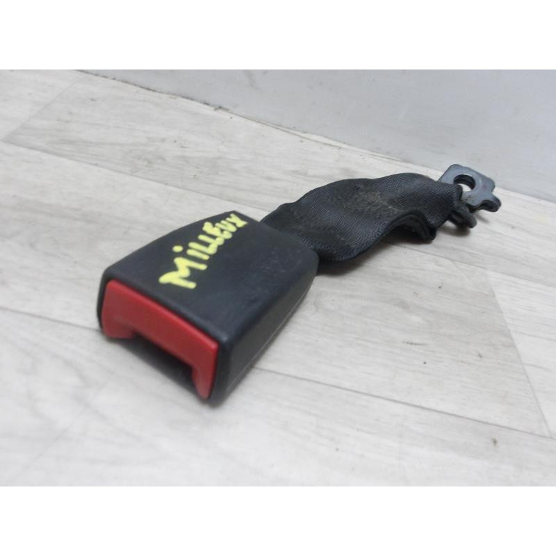 Attache ceinture arriere centrale BMW X3 E83 PHASE 1 d’occasion
