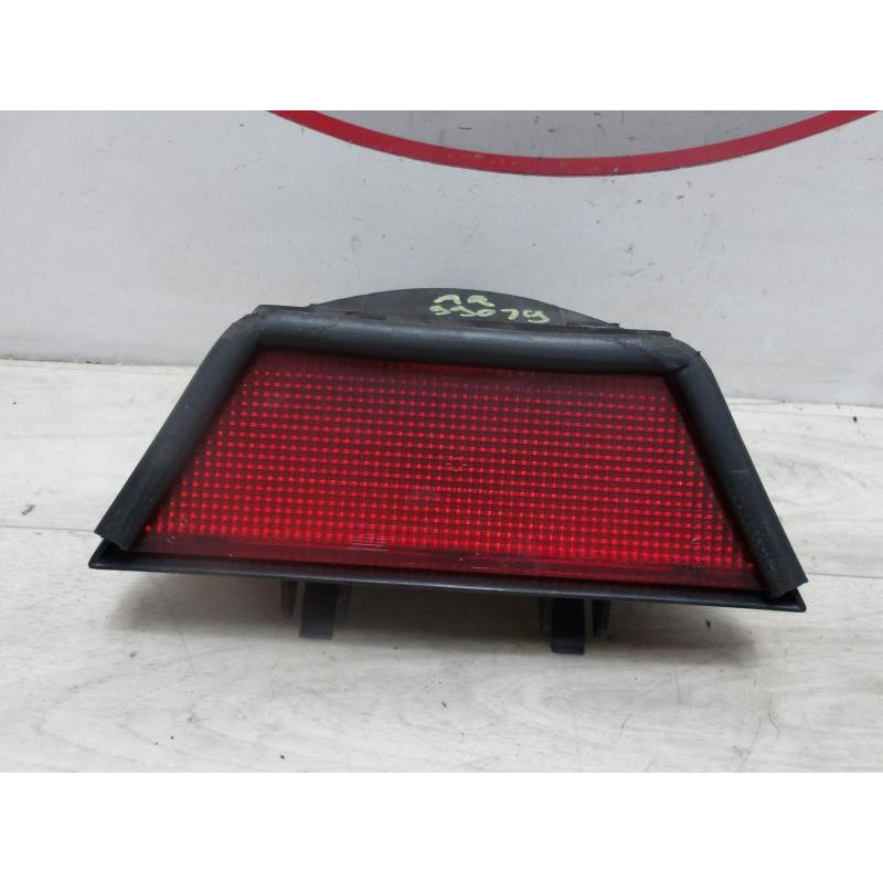 Feu arriere stop central BMW SERIE 3 E36 d’occasion