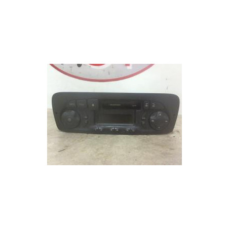 Autoradio d'origine PEUGEOT 208 1 PHASE 2 d’occasion