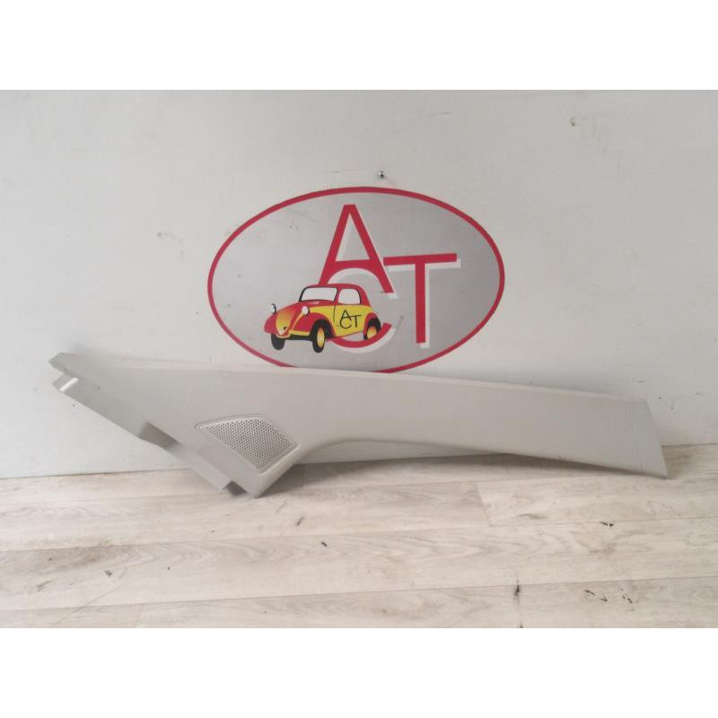 Garniture laterale Avant gauche FIAT DUCATO 3 PHASE 1 d’occasion