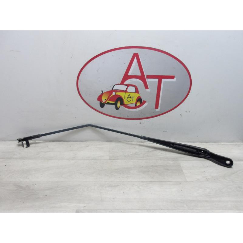 Bras essuie glace avant droit PEUGEOT 207 PHASE 1 CABRIOLET d’occasion