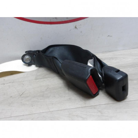 Attache ceinture arriere droit SUZUKI SPLASH d’occasion