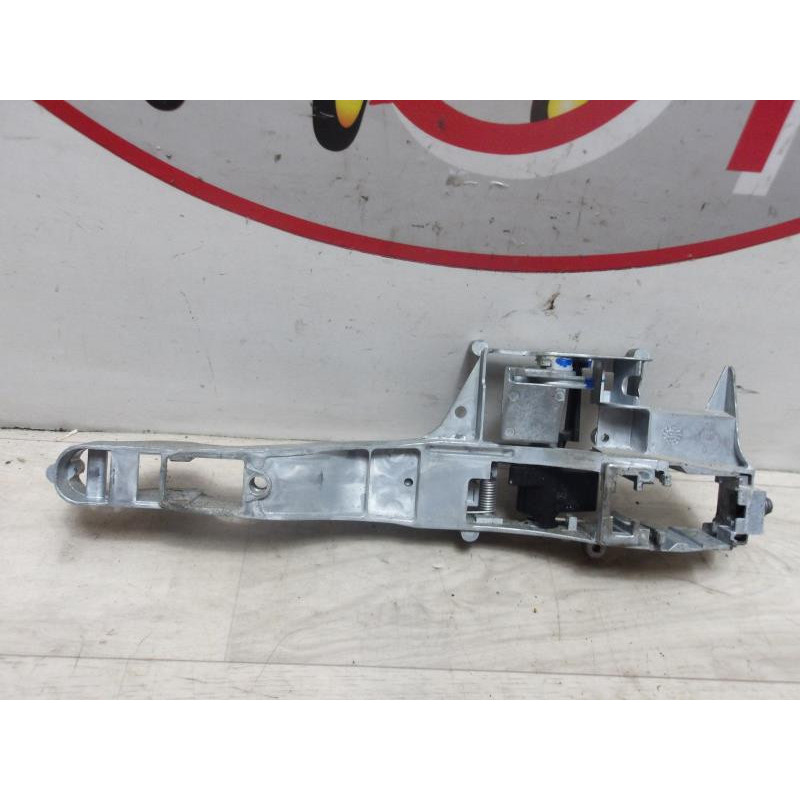 Support poignee porte avant gauche PEUGEOT 2008 1 PHASE 2 d’occasion