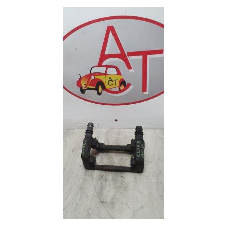 Support etrier frein (chape) avant droit RENAULT CLIO 3 PHASE 2 BREAK d’occasion