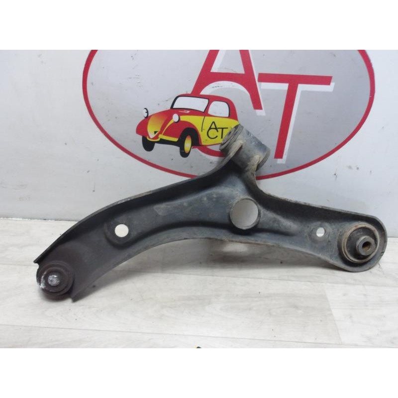 Triangle avant droit SUZUKI SPLASH d’occasion