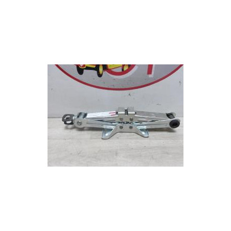 Cric SUZUKI SPLASH d’occasion