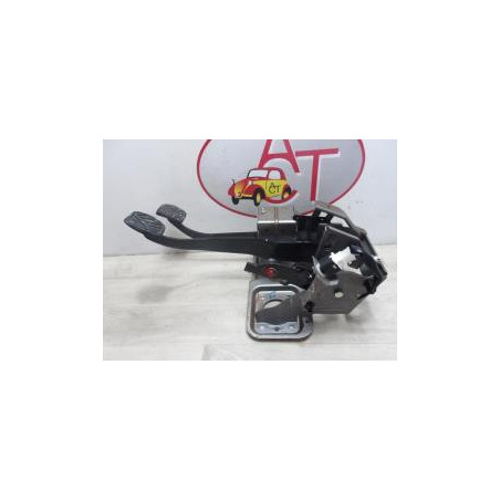 Pedalier SUZUKI SPLASH d’occasion