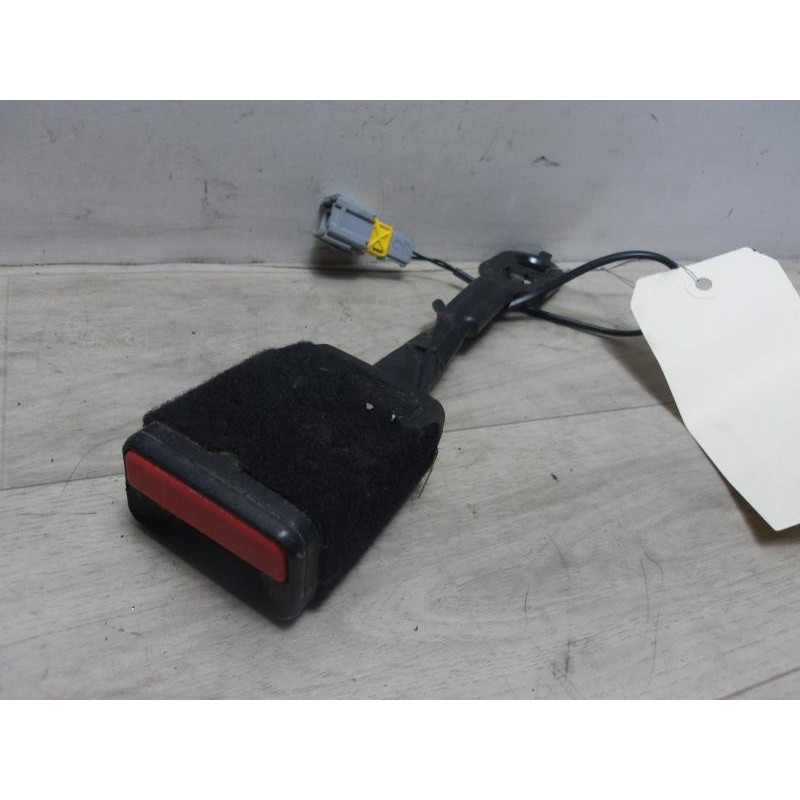 Attache ceinture avant droit PEUGEOT 2008 1 PHASE 2 d’occasion