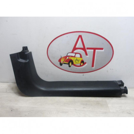 Garniture laterale Avant droite PEUGEOT 2008 1 PHASE 2 d’occasion