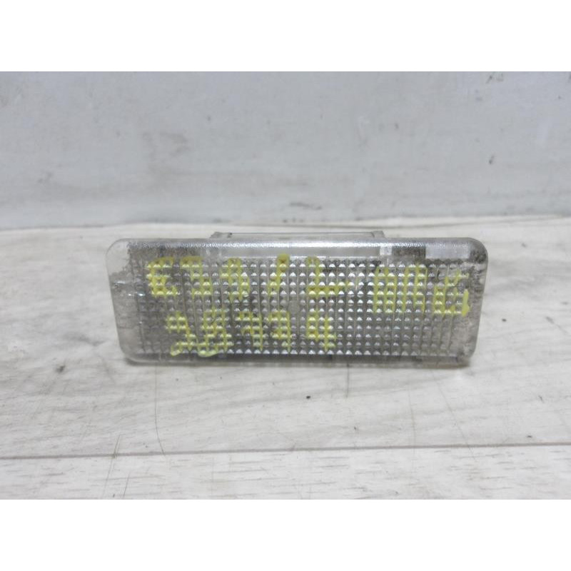 Lumiere porte arriere gauche BMW SERIE 5 E39 PHASE 2 d’occasion