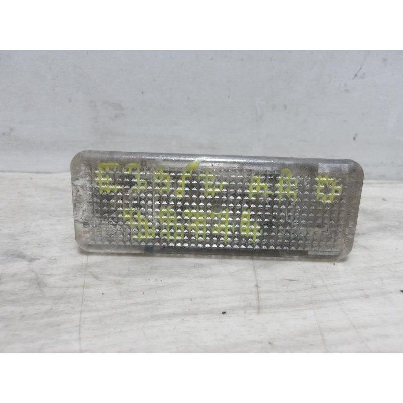 Lumiere porte arriere droit BMW SERIE 5 E39 PHASE 2 d’occasion