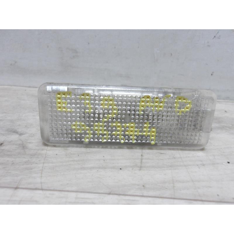 Lumiere porte avant droit BMW SERIE 5 E39 PHASE 2 d’occasion