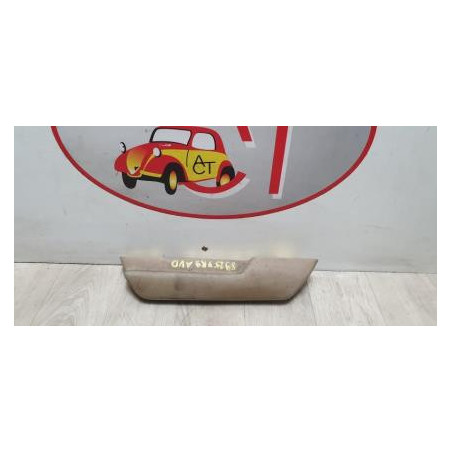 Garniture porte avant droite RENAULT R9 d’occasion