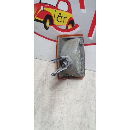 Optique avant secondaire gauche (feux)(clignotant) RENAULT R9 d’occasion