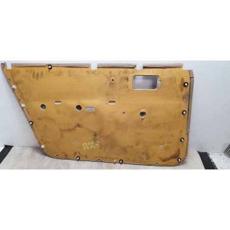 Panneau de porte avant droit RENAULT R9 d’occasion