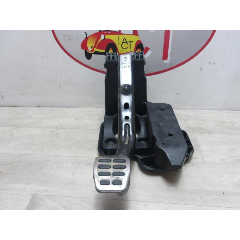 Pedalier de frein VOLKSWAGEN POLO 5 PHASE 1 d’occasion