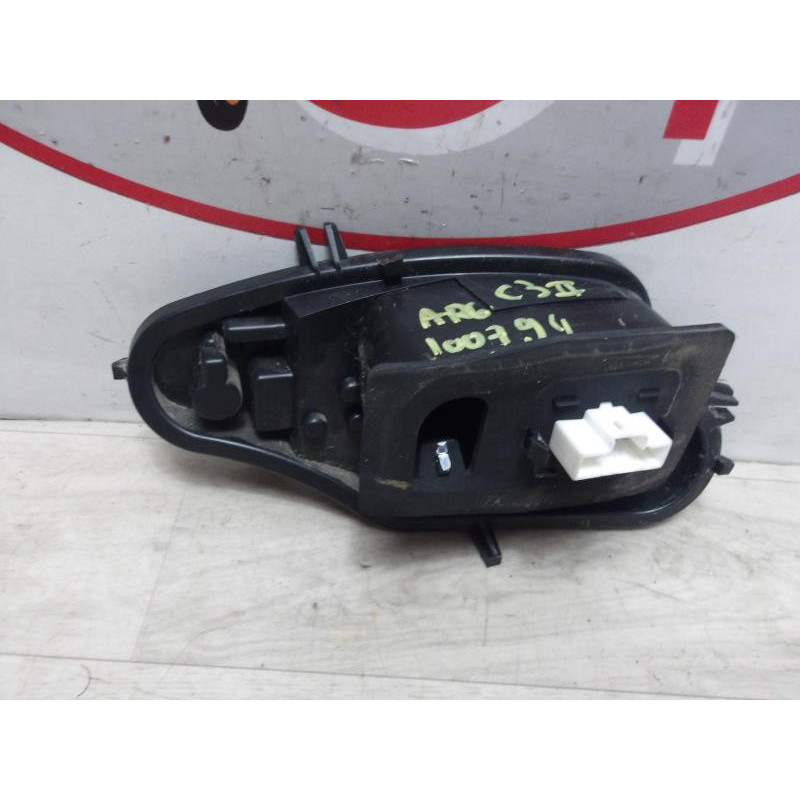 Platine feu arriere gauche CITROEN C3 2 PHASE 1 d’occasion