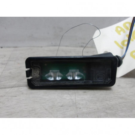 Eclairage de plaque VOLKSWAGEN POLO 5 PHASE 1 d’occasion