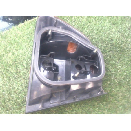 Feu arriere principal droit (feux) VOLKSWAGEN P0LO III SDI FLIGHT HAYON d’occasion