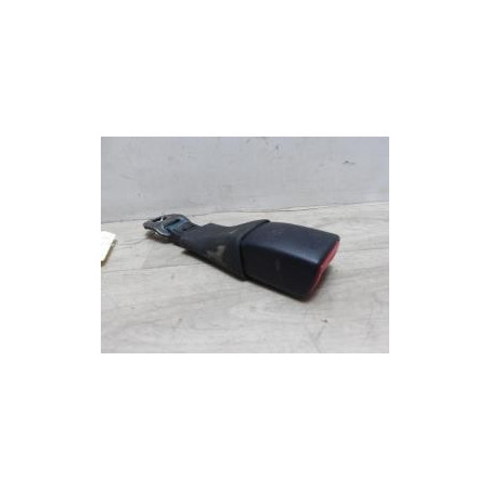 Attache ceinture arriere centrale SUZUKI SWIFT 4 d’occasion