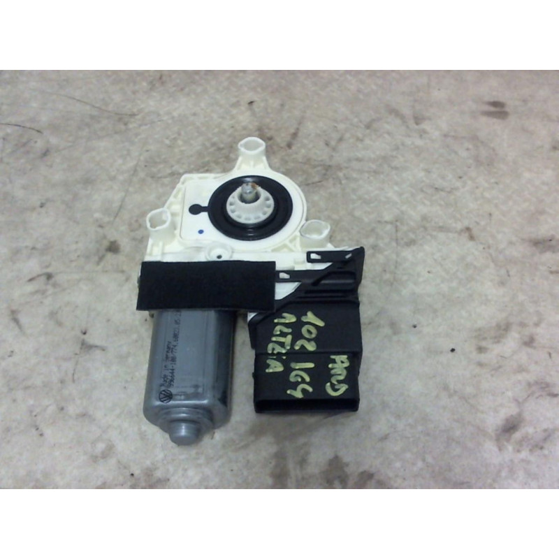 Moteur leve vitre arriere droit SEAT ALTEA PHASE 1 d’occasion