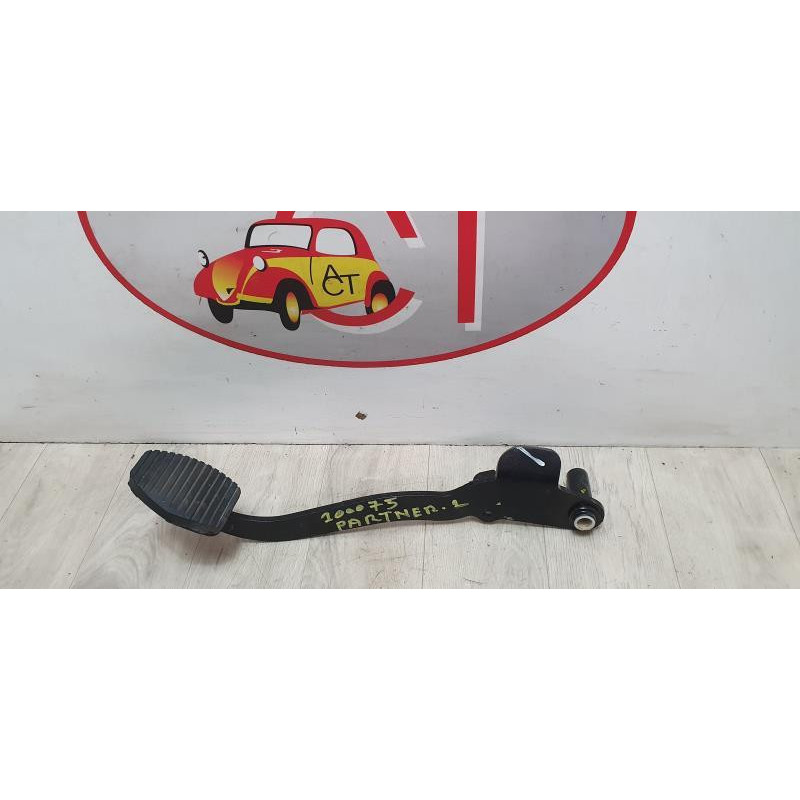 Pedalier de frein PEUGEOT PARTNER 1 PHASE 2 d’occasion