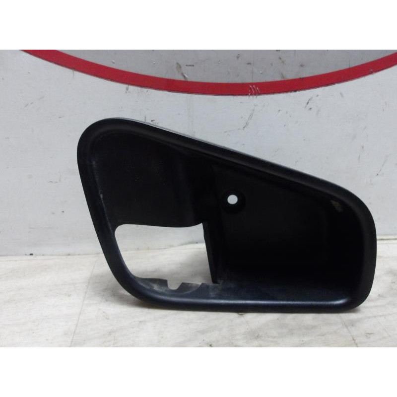 Support poignee porte avant gauche PEUGEOT  d’occasion